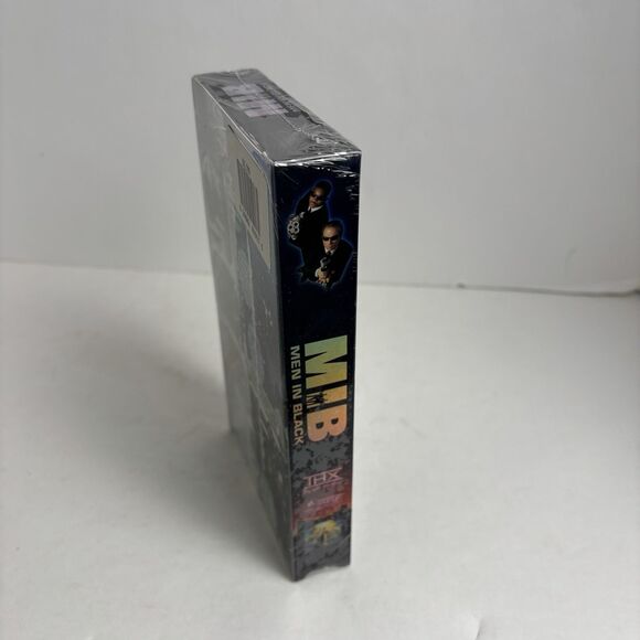 Men In Black VHS Tape MIB 1997 New Will Smith Sealed - Picture 5 of 6